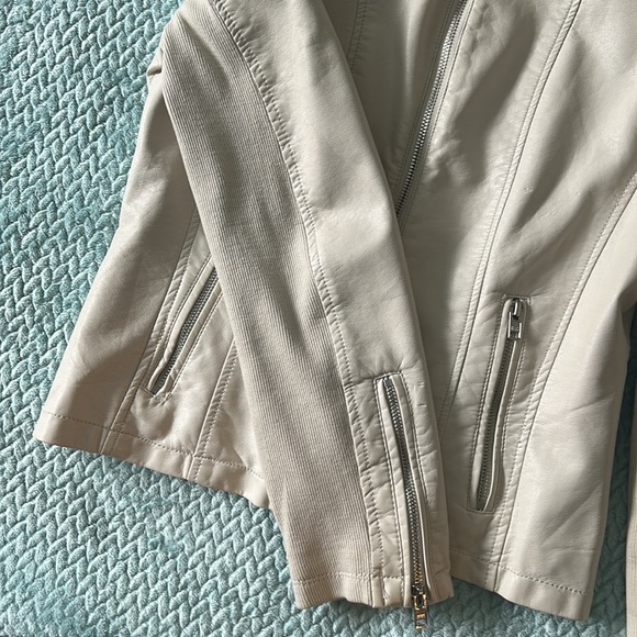 Black Rivet Jacket - Picture 3 of 7